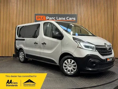 Used Renault Trafic Business 2020 Silver MPV