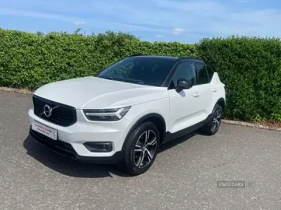Used Volvo XC40 R-Design 150 HP (110 kW) 2019 White SUV