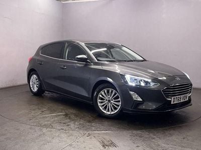 Used Ford Focus Titanium 125 HP (91 kW) 2020 Grey Hatchback