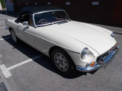 Used MG B 95 HP (69 kW) 1971 White Cabriolet