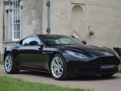 Used Aston Martin DB11 608 HP (447 kW) 2018 Black Coupe