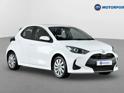 Used Toyota Yaris Hybrid 2021 White Hatchback
