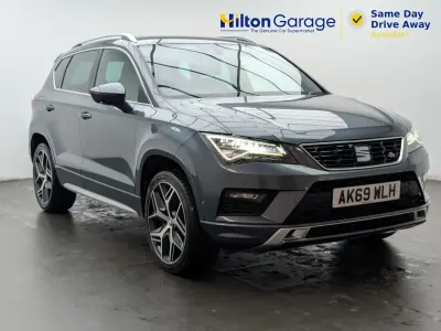 Usado Seat Ateca 4Drive 190 HP (139 kW) 2019 Cinzento SUV