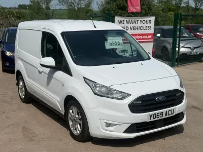 Used Ford Transit Connect Limited 120 HP (88 kW) 2020 White MPV