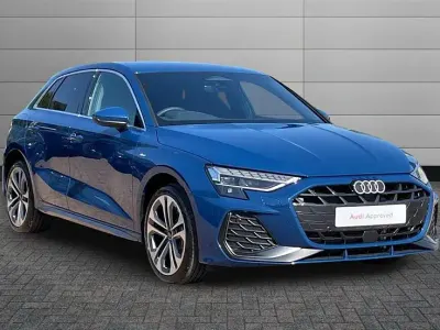 Usado Audi A3 e-tron S-Line 204 CV (150 kW) 2026 Azul Utilitario