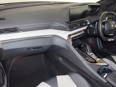 Used Peugeot 3008 Premium 222 HP (163 kW) 2021 Grey SUV