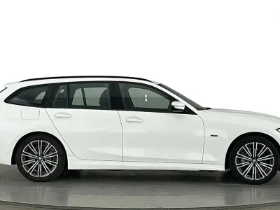 Used BMW 330e M Sport 292 HP (214 kW) 2022 White Estate