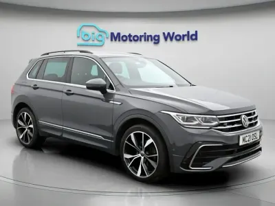 Usado VW Tiguan R-line 148 HP (108 kW) 2021 Cinzento SUV