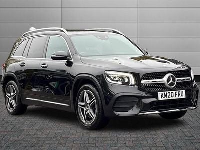 Mercedes GLB220