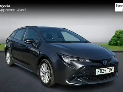 Used Toyota Corolla 140 HP (102 kW) 2025 Grey Estate