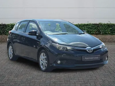 Used Toyota Auris Hybrid
