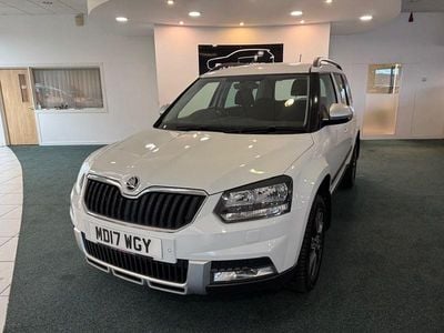 Used Skoda Yeti SE Drive 110 HP (80 kW) 2017 White SUV