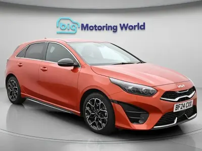 Używany Kia Ceed GT-Line 158 KM (116 kW) 2024 Pomarańczowy Hatchback