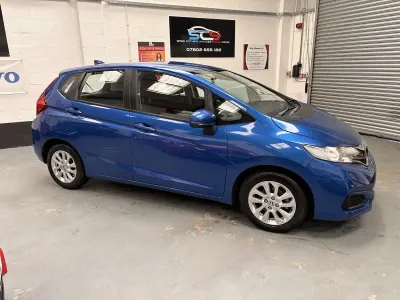 Used Honda Jazz SE 102 HP (75 kW) 2019 Blue Hatchback