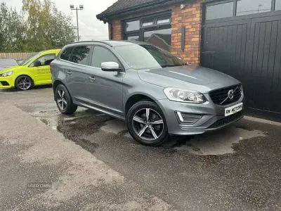 Used Volvo XC60 R-Design 190 HP (139 kW) 2017 Grey SUV
