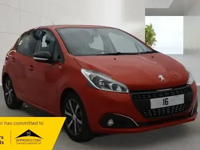 Used Peugeot 208 80 HP (58 kW) 2016 Orange Hatchback