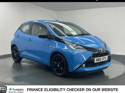 Used Toyota Aygo X-cite 69 HP (50 kW) 2016 Blue Hatchback