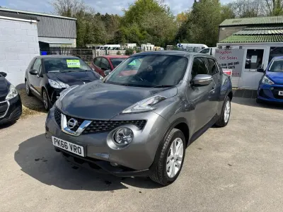 Used Nissan Juke N-Connecta 110 HP (80 kW) 2016 Grey SUV