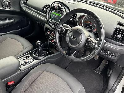 Used Mini Cooper Clubman Classic 136 HP (100 kW) 2019 Silver Estate