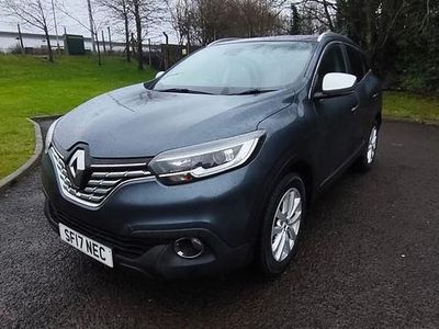 Usado Renault Kadjar Dynamique 110 HP (80 kW) 2017 Cinzento SUV