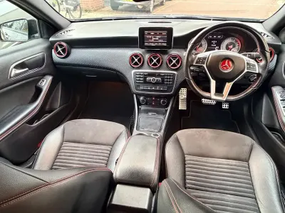 Begagnad Mercedes A250 AMG 2013 Grå Halvkombi