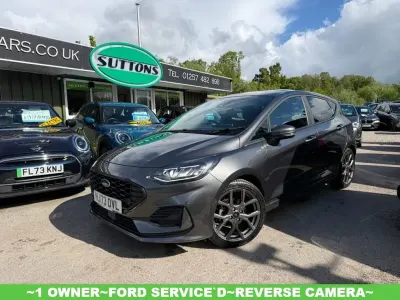 Begagnad Ford Fiesta ST-Line 125 HK (91 kW) 2023 Grå Halvkombi