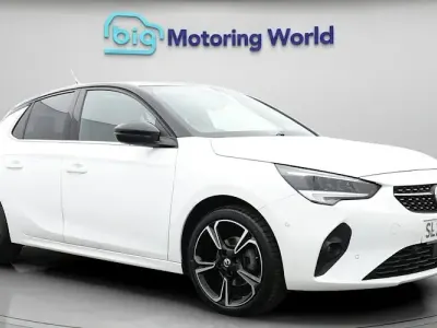 Used Vauxhall Corsa Edition 75 HP (55 kW) 2022 White Hatchback
