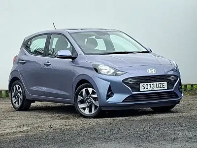 Used Hyundai i10 Advanced 67 HP (49 kW) 2024 Blue Hatchback