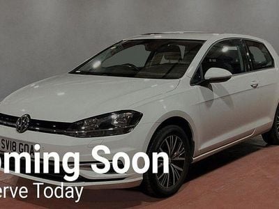 Used VW Golf VII SE 125 HP (91 kW) 2018 White Hatchback
