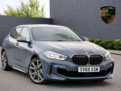 Begagnad BMW M135 Impressive 2019 Grå Halvkombi