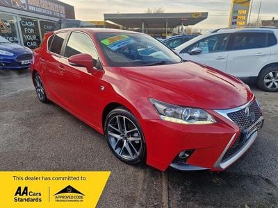 Lexus CT200h