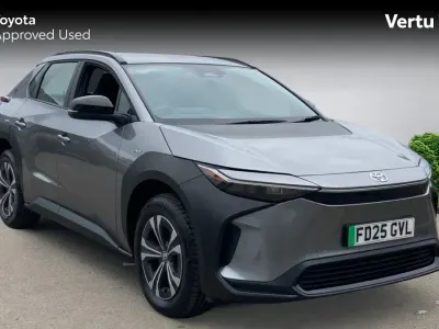 Usado Toyota bZ4X PURE 150 kW (204 CV) 2025 Gris SUV