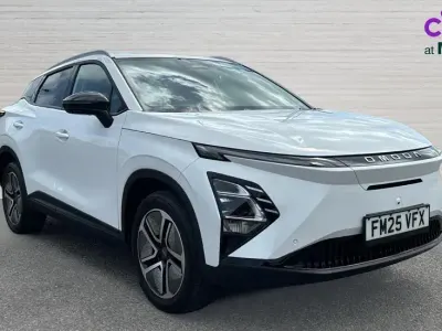 Used Omoda 5 150 kW (204 HP) 2025 Metallic  selenite white SUV