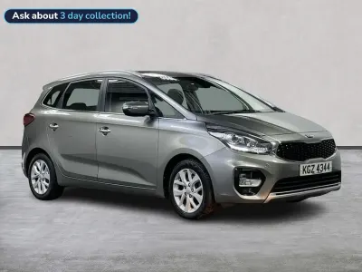 Usado Kia Carens 114 HP (83 kW) 2018 Prateado Monovolume