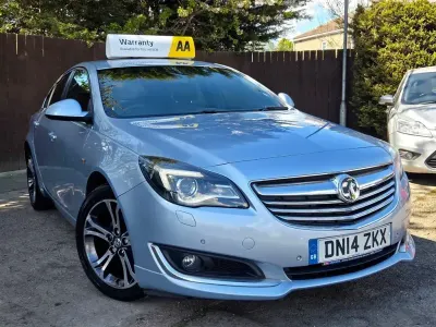 Second-hand Vauxhall Insignia Edition 2014 Argintiu Hatchback