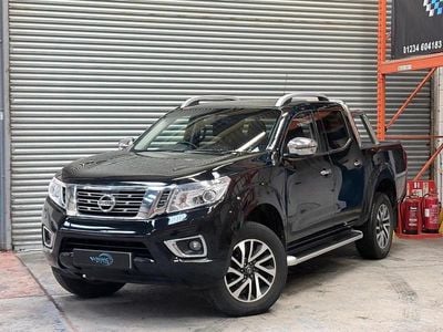 Black Used 2018 Nissan Navara Tekna Pickup | £11,750 (Fair price)