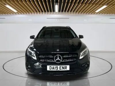 Used Mercedes GLA180 Urban 122 HP (89 kW) 2019 Black SUV