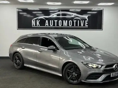 Usado Mercedes CLA200 Shooting Brake AMG line 163 HP (119 kW) 2022 Carrinha