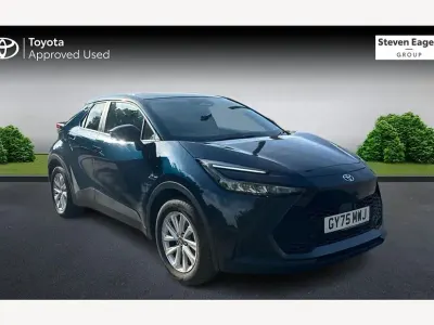 Used Toyota C-HR 140 HP (102 kW) 2025 Blue SUV