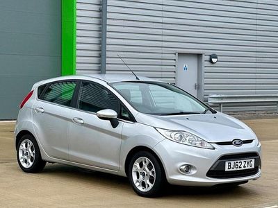 Used Ford Fiesta Zetec 82 HP (60 kW) 2012 Silver Hatchback