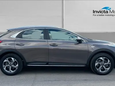 Used Kia XCeed 118 HP (86 kW) 2020 Brown SUV