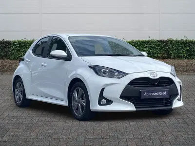 Used Toyota Yaris 2024 White Hatchback