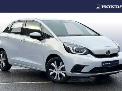 Used Honda Jazz Hybrid 109 HP (80 kW) 2023 Platinum white Hatchback