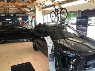 Used Land Rover Discovery SE Dynamic 249 HP (183 kW) 2021 Blue SUV