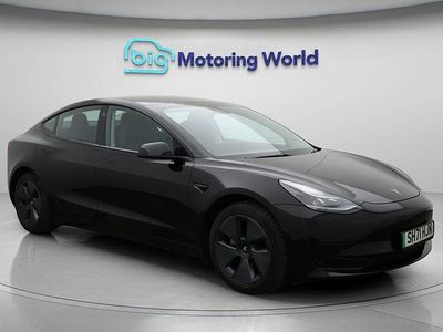 Black Used 2021 Tesla Model 3 Standard Range Plus Sedan | £19,100 (Fair price)