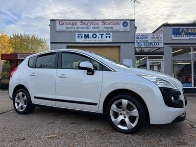White Used 2013 Peugeot 3008 Active Hatchback | £3,495 (A bit pricey)
