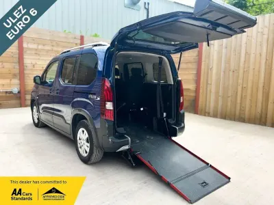 Used Peugeot Rifter Access 131 HP (96 kW) 2020 Blue MPV