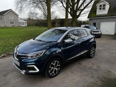 Used Renault Captur Signature 120 HP (88 kW) 2017 Blue SUV