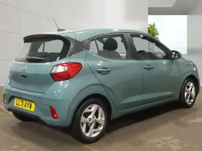 Used Hyundai i10 SE 2021 Green Hatchback