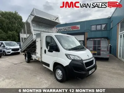 Used Peugeot Boxer 165 HP (121 kW) 2020 White Van